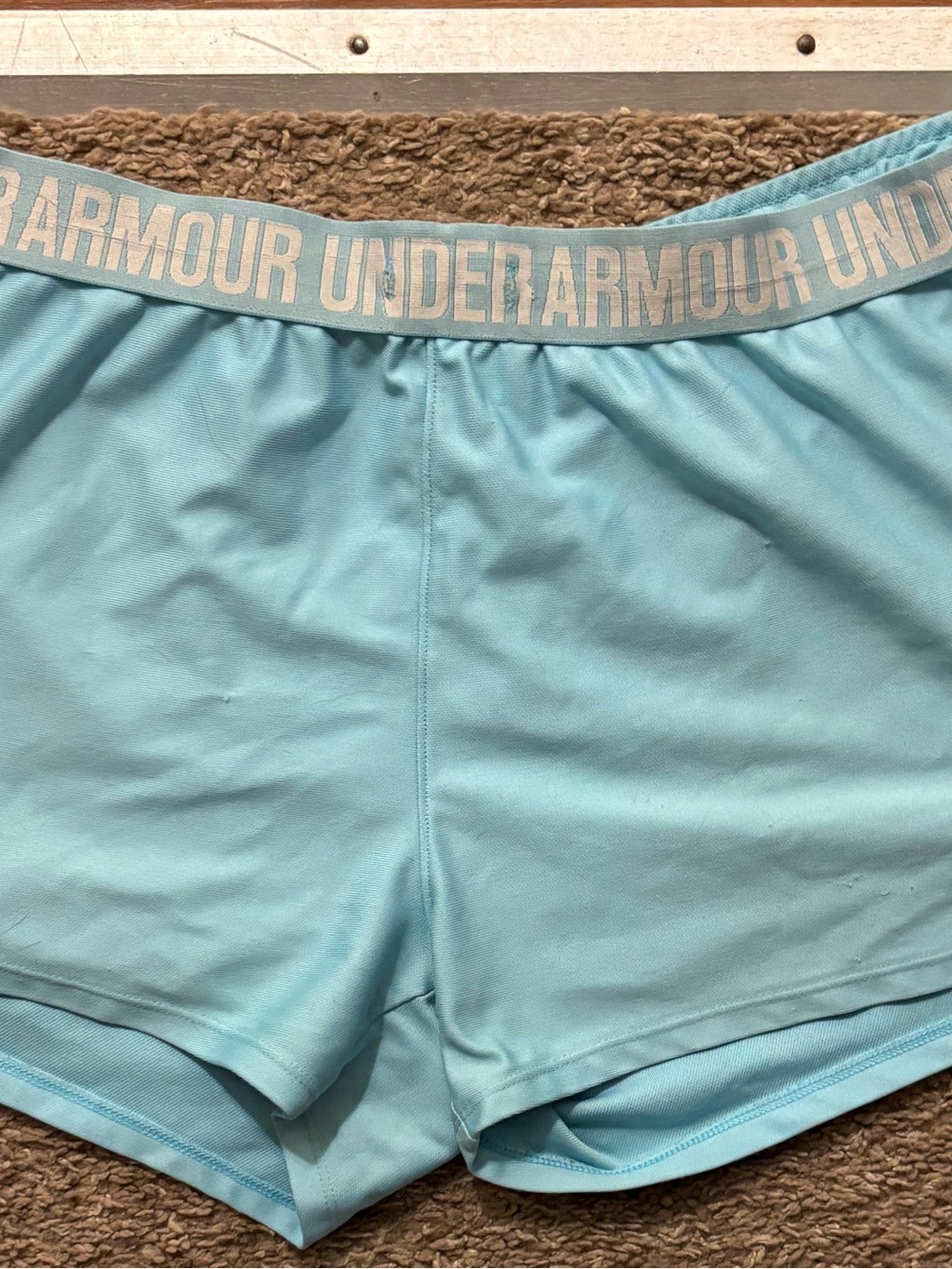 Under Armour Women’s XL Light Blue Performance Shorts Gently Used Condition